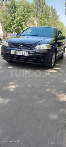 Opel Astra 2009, 283,111 km - 1.4 l - Yevlax