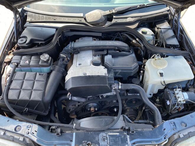 Mercedes C 200 1998, 284,467 km - 2.0 l - Bakı