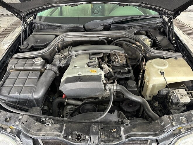 Mercedes C 230 1999, 290,000 km - 2.3 л - Bakı