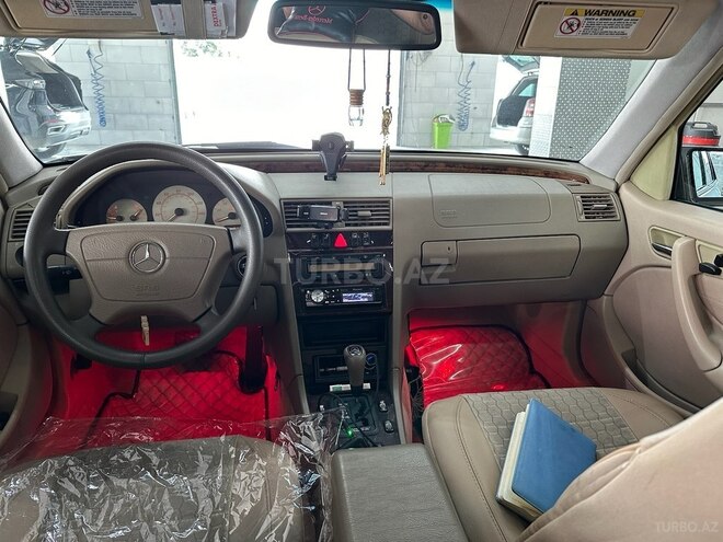 Mercedes C 230 1999, 290,000 km - 2.3 л - Bakı