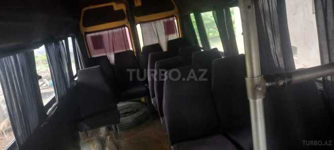 Mercedes 208 D 1992, 264,000 km - 2.3 l - Tovuz