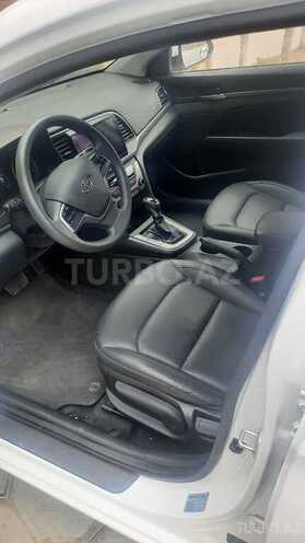 Hyundai Avante 2017, 28,000 km - 1.6 l - Bakı