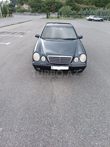 Mercedes E 230 1996, 244,000 km - 2.3 л - Şəki
