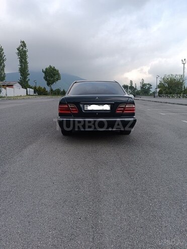 Mercedes E 230 1996, 244,000 km - 2.3 л - Şəki
