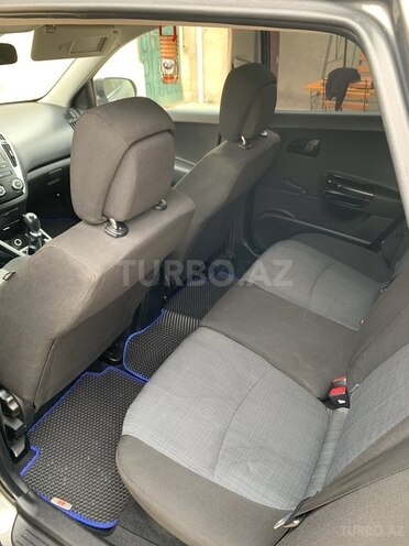 Kia Ceed 2010, 131,000 km - 1.4 л - Şirvan