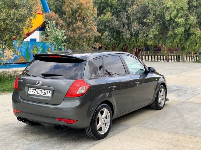 Kia Ceed 2010, 131,000 km - 1.4 л - Şirvan