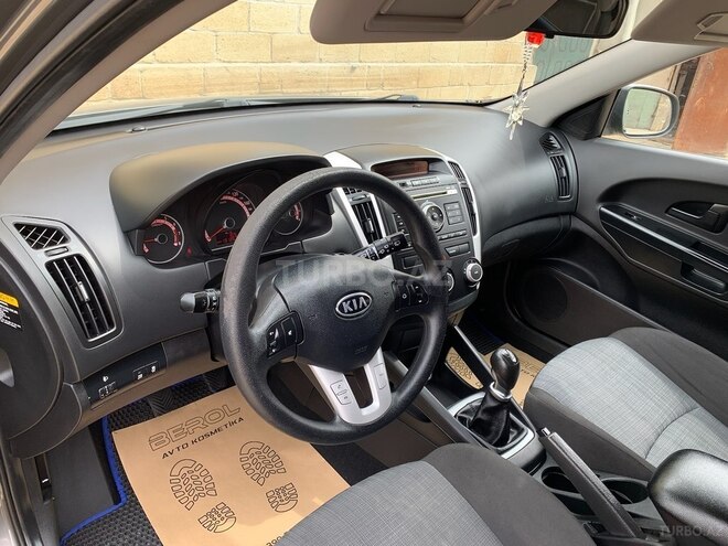 Kia Ceed 2010, 131,000 km - 1.4 л - Şirvan