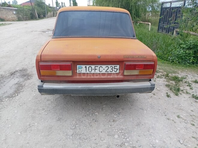 LADA (VAZ) 2107 1990, 32,560 km - 1.6 l - Xudat