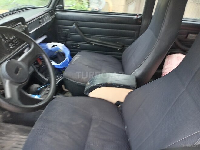 LADA (VAZ) 2107 1990, 32,560 km - 1.6 l - Xudat