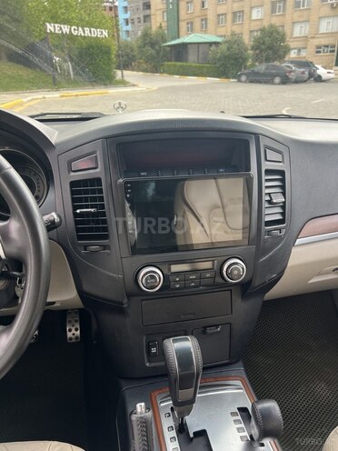 Mitsubishi Pajero 2008, 285,000 km - 3.0 л - Bakı
