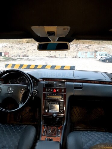 Mercedes E 220 d 1999, 553,000 km - 2.2 л - Bakı