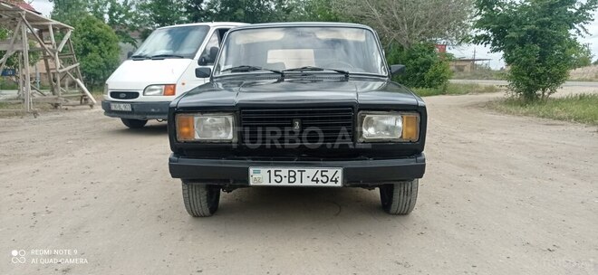 LADA (VAZ) 2104 1993, 85,000 km - 1.6 l - Salyan