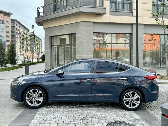 Hyundai Avante 2016, 128,900 km - 1.6 l - Bakı