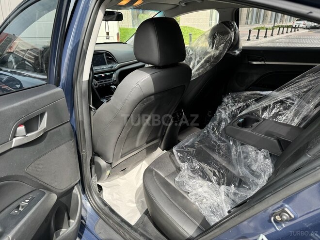 Hyundai Avante 2016, 128,900 km - 1.6 l - Bakı