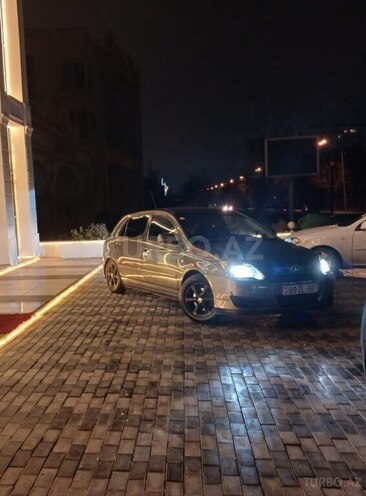 Toyota Corolla 2005, 240,000 km - 1.4 l - Bakı