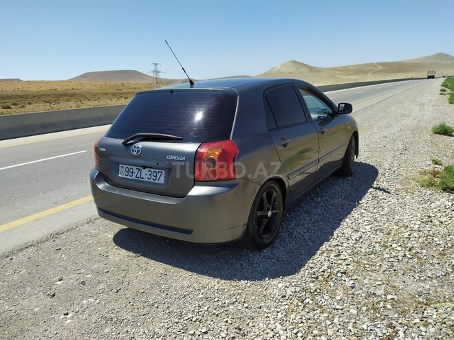 Toyota Corolla 2005, 240,000 km - 1.4 l - Bakı