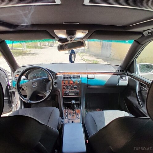 Mercedes E 220 d 2000, 350,000 km - 2.2 l - Bakı
