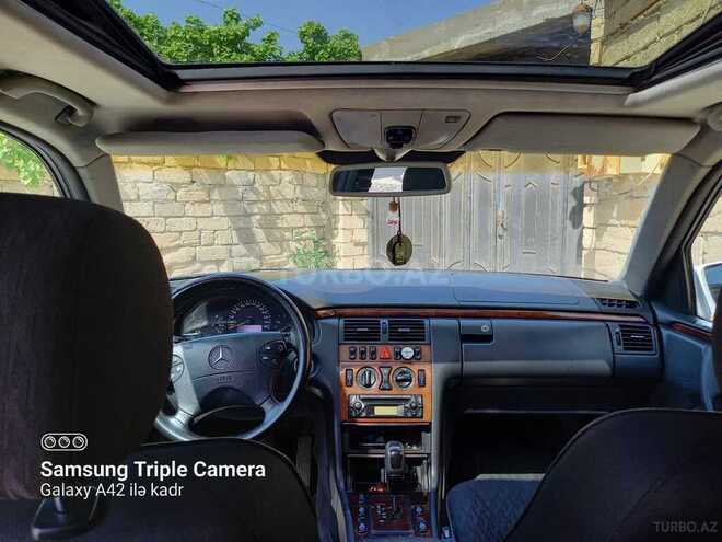 Mercedes E 220 d 2000, 354,236 km - 2.2 l - Bakı