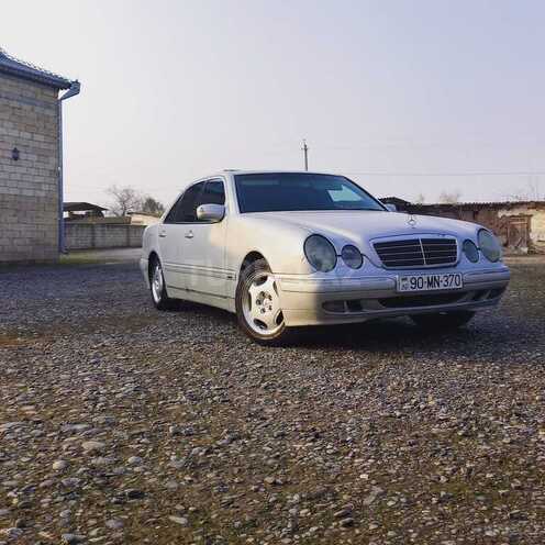 Mercedes E 220 d 2000, 354,236 km - 2.2 l - Bakı