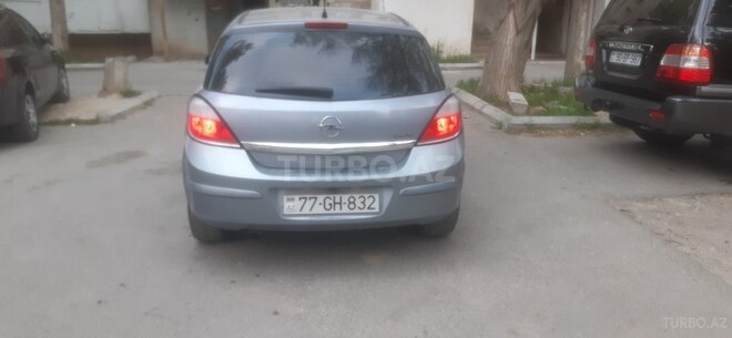Opel Astra 2006, 300,000 km - 1.4 l - Bakı