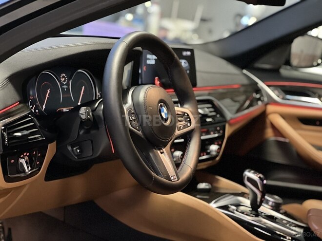 BMW 530 2018, 99,000 km - 2.0 л - Bakı