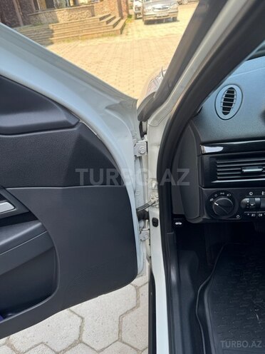 LADA (VAZ) Priora 2014, 158,000 km - 1.6 l - Qusar