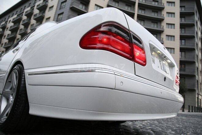 Mercedes E 320 2000, 134,283 km - 3.2 l - Bakı