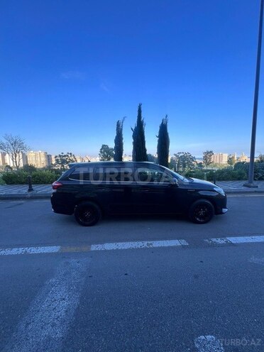 Toyota Corolla Fielder 2018, 147,700 km - 1.5 l - Bakı