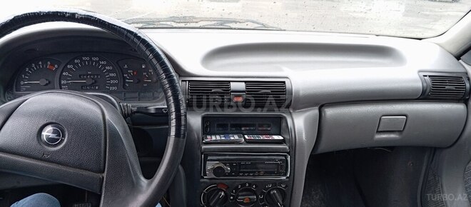 Opel Astra 1994, 394,000 km - 1.6 l - Bakı