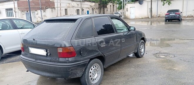 Opel Astra 1994, 394,000 km - 1.6 l - Bakı