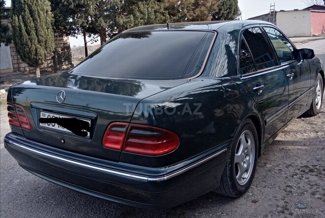 Mercedes E 220 d