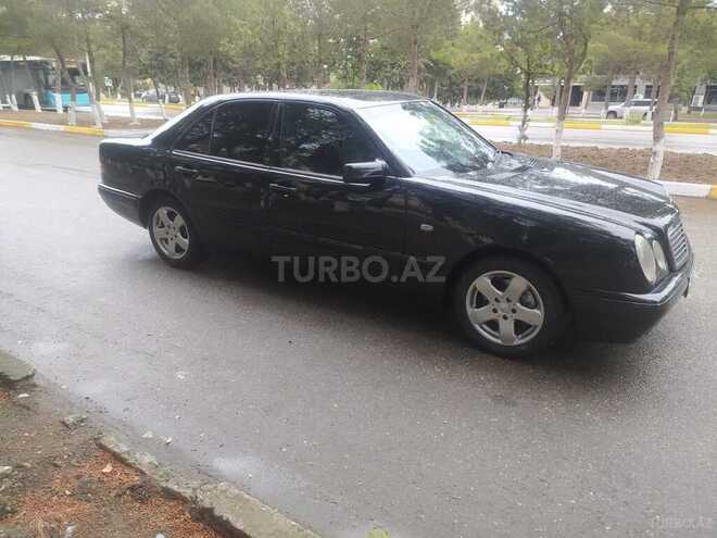 Mercedes E 230 1997, 397,660 km - 2.3 l - Sumqayıt