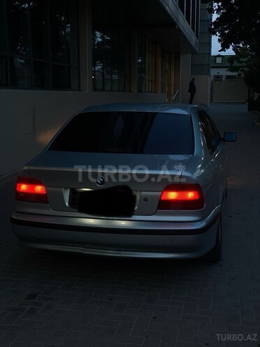 BMW 523 1997, 422,000 km - 2.5 l - Bakı