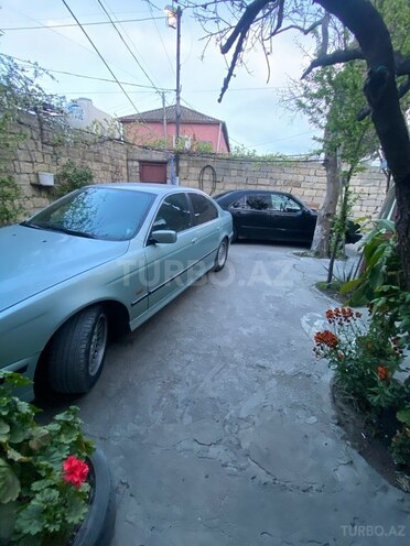 BMW 523 1997, 422,000 km - 2.5 l - Bakı