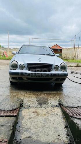 Mercedes E 220 d 2000, 222,606 km - 2.2 l - Göytəpə