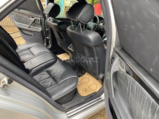Mercedes E 220 d 2000, 222,606 km - 2.2 l - Göytəpə