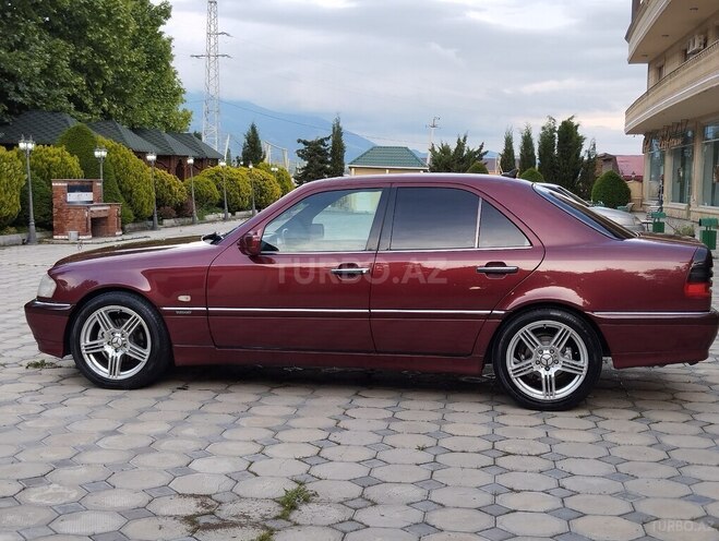Mercedes C 180 1998, 285,000 km - 1.8 l - Şəki
