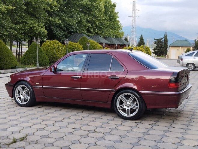 Mercedes C 180 1998, 285,000 km - 1.8 l - Şəki