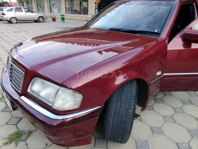 Mercedes C 180 1998, 285,000 km - 1.8 l - Şəki