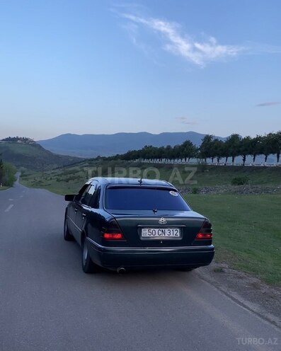 Mercedes C 220 d 1996, 700,007 km - 2.2 l - Qazax