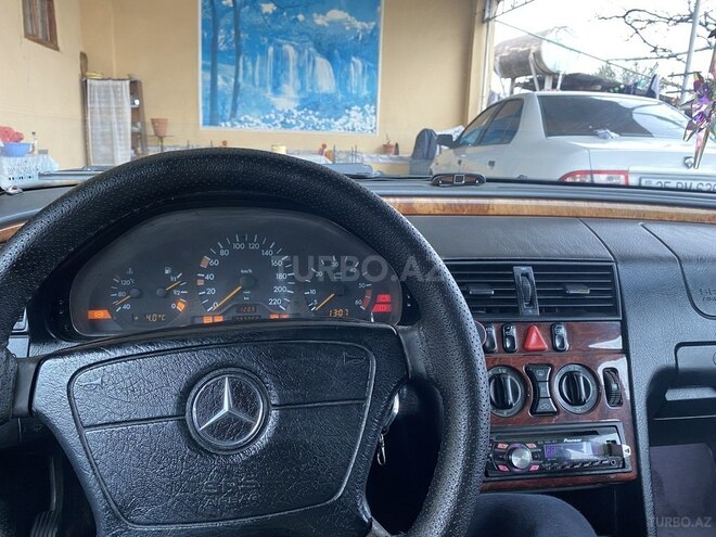 Mercedes C 220 d 1996, 700,007 km - 2.2 l - Qazax