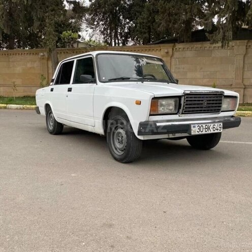 LADA (VAZ) 2107 2005, 99,000 km - 1.6 l - Ucar