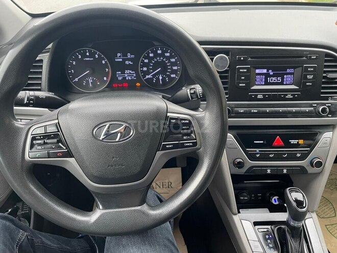 Hyundai Elantra 2016, 140,818 km - 2.0 l - Bakı