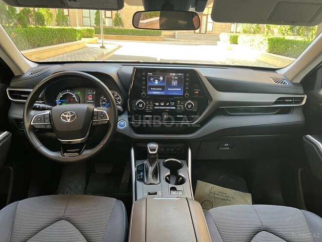 Toyota Highlander 2021, 110,000 km - 2.5 l - Bakı