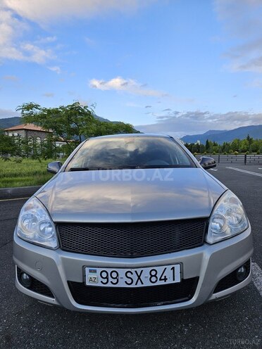 Opel Astra 2007, 235,000 km - 1.4 l - Qax