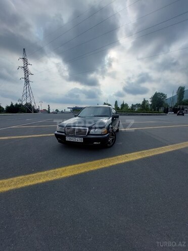 Mercedes C 220 d 2000, 40,000 km - 2.2 l - Bakı