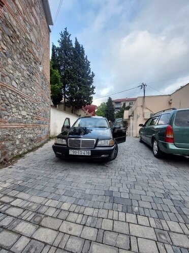 Mercedes C 220 d 2000, 40,000 km - 2.2 l - Bakı