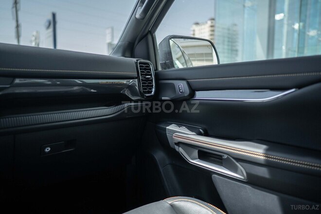 Ford Ranger-12