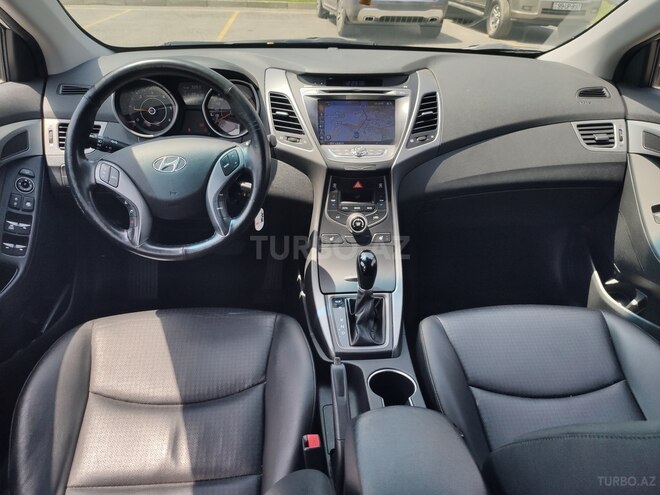 Hyundai Avante 2015, 174,000 km - 1.6 л - Bakı