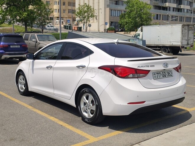 Hyundai Avante 2015, 174,000 km - 1.6 л - Bakı